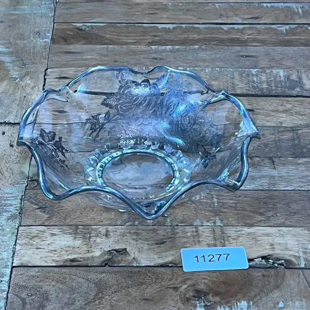 VTG Silver City Glass Co. Scalloped Edge Bowl 8